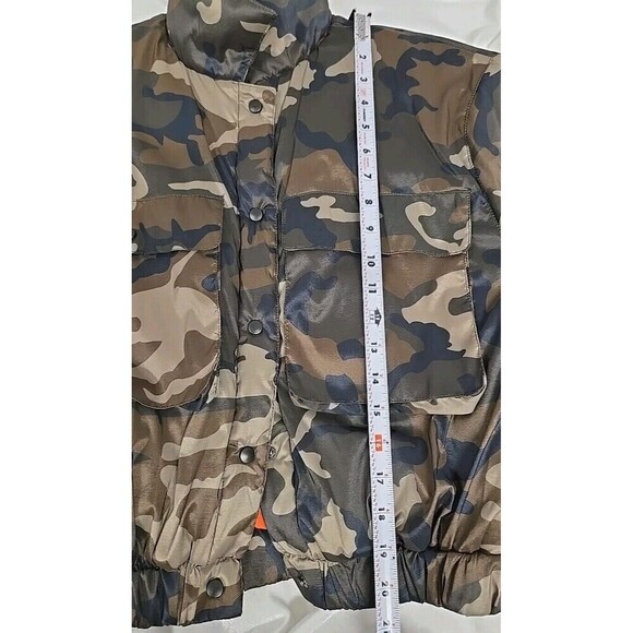 Lulus In Plain Sight Green Camo Print Puffer Bomber Jacket Women’s Size S VGUC - Picture 11 of 12